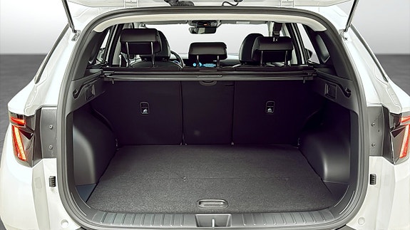 Hyundai Tucson 10 of 12
