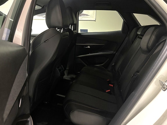 Peugeot 3008 19 of 23