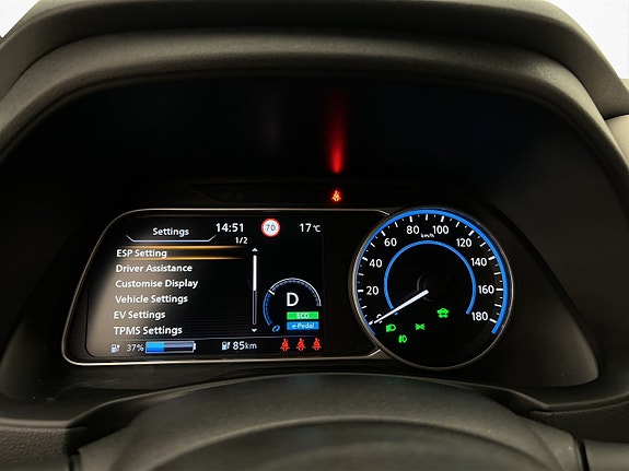 Nissan Leaf 17 of 30