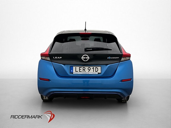 Nissan Leaf 8 of 30