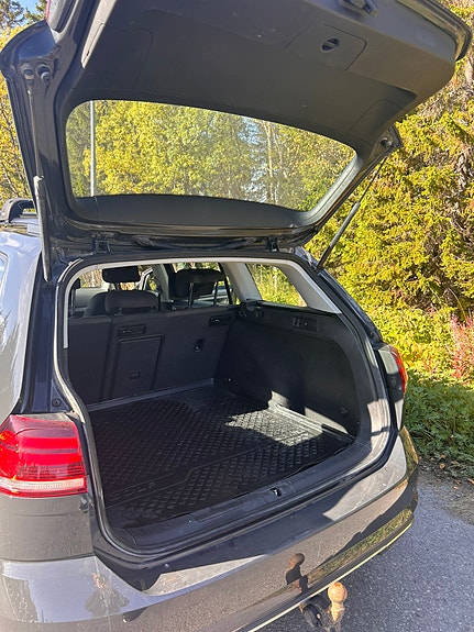 Volkswagen Golf VII 6 of 7