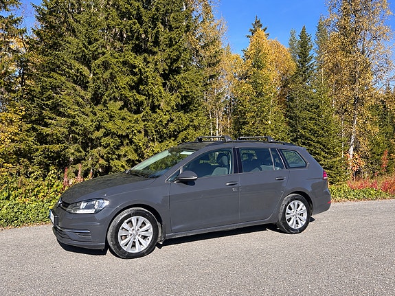 Volkswagen Golf VII 2 of 7