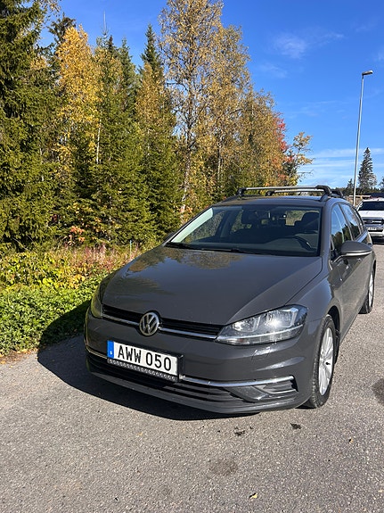 Volkswagen Golf VII 3 of 7