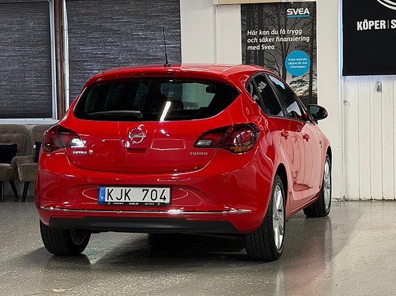 Opel Astra 6 of 26