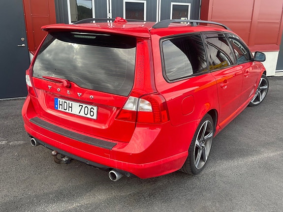 Volvo V70 5 of 13