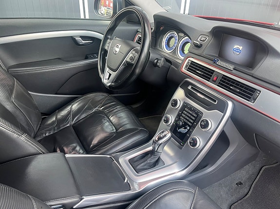 Volvo V70 9 of 13