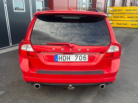 Volvo V70 8 of 13