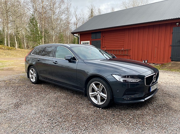 Volvo V90 2 of 3