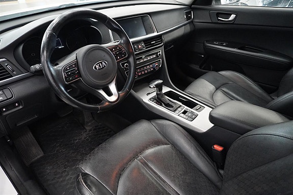 Kia Optima 3 of 20