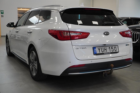 Kia Optima 18 of 20
