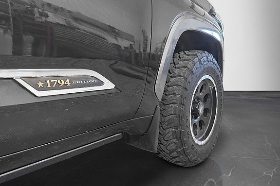 Toyota Tundra 22 of 25