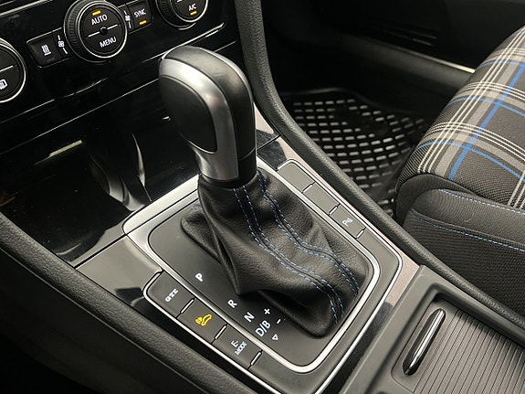 Volkswagen Golf I 25 of 30