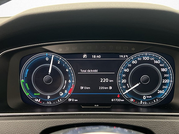 Volkswagen Golf I 18 of 30