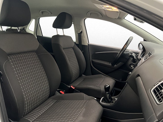 Volkswagen Polo 11 of 23