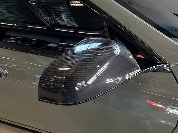 Tesla Model S 8 of 16