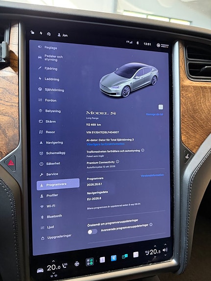 Tesla Model S 16 of 16