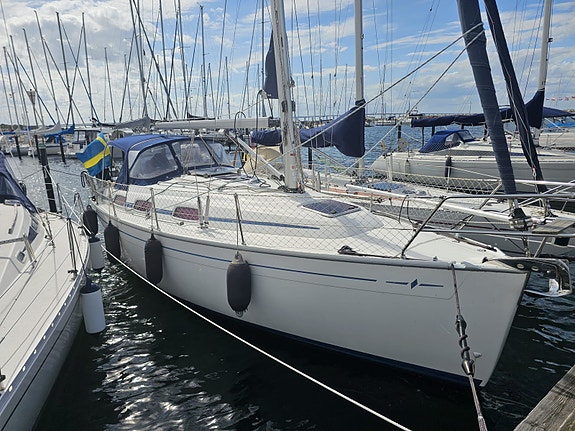 BAVARIA CRUISER 30 — View photo 1