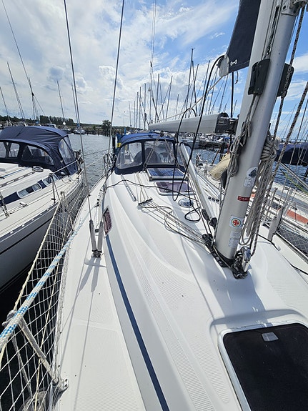 Bavaria 30 Cruiser 6 of 8