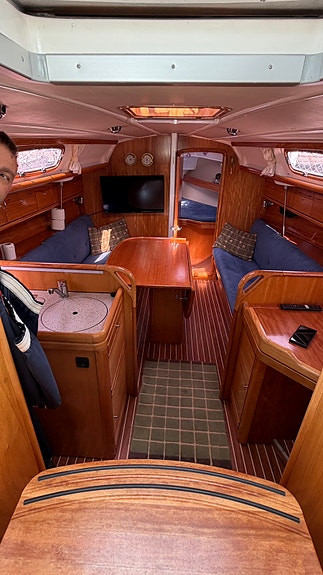 Bavaria 30 Cruiser 7 of 8