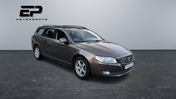 Volvo V70 3 of 12