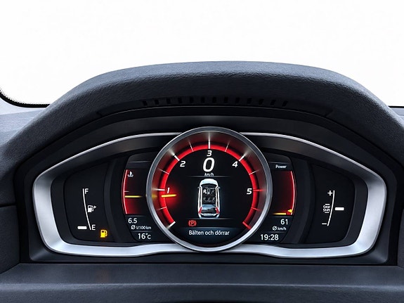 Volvo V70 11 of 12