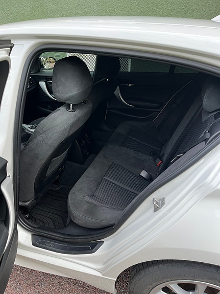 BMW 116i 7 of 10