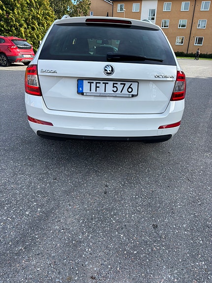 Skoda Octavia 4 of 6