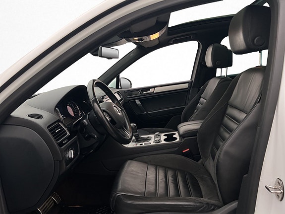 Volkswagen Touareg 13 of 30