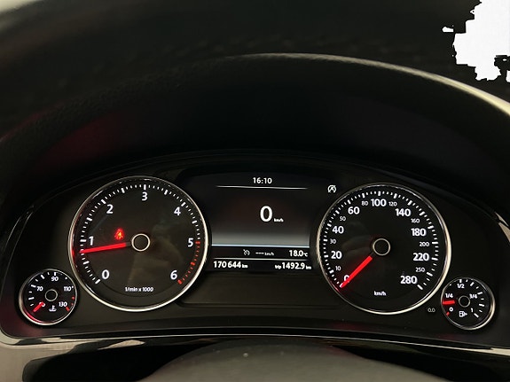 Volkswagen Touareg 17 of 30