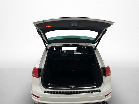 Volkswagen Touareg 11 of 30