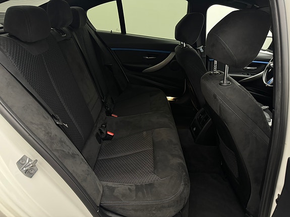 BMW 320d 10 of 26