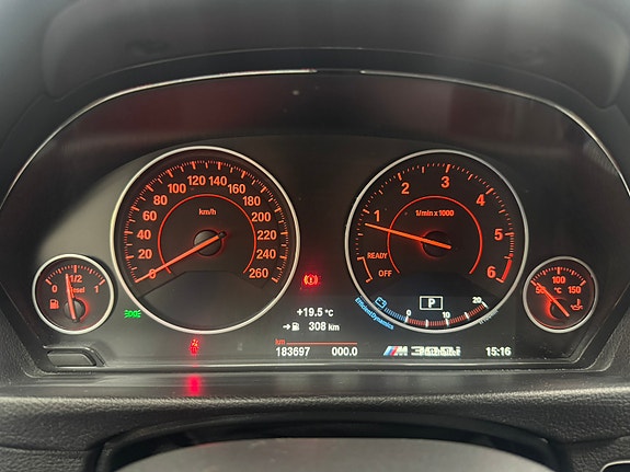 BMW 320d 13 of 26