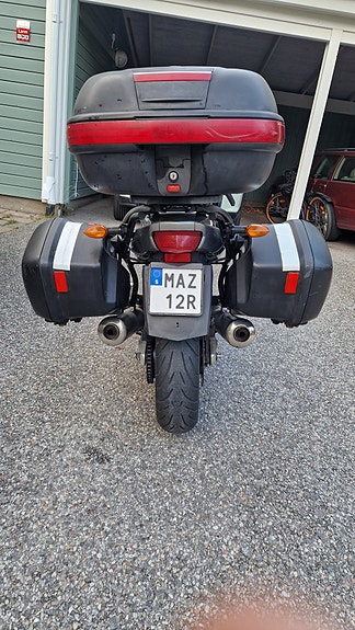Yamaha TDM900 9 of 10