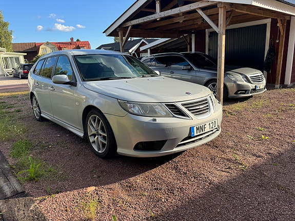 Saab 9-3 2 of 6