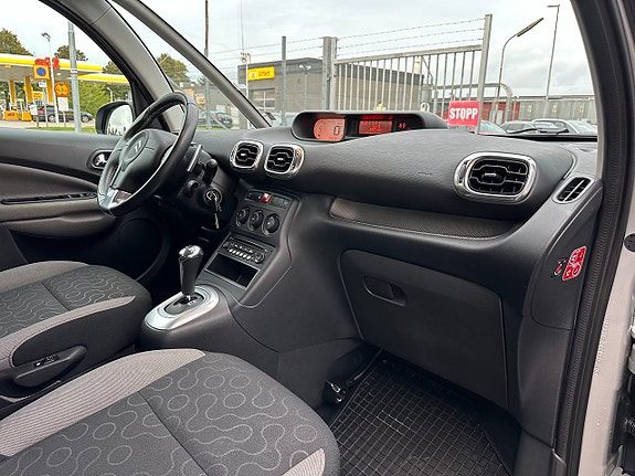 Citroen C3 Picasso 25 of 28
