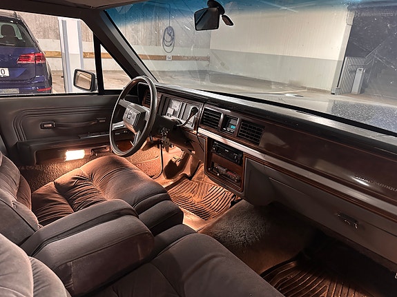 Mercury Grand Marquis 3 of 12