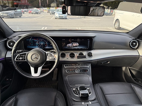 Mercedes-Benz E220 d 7 of 8