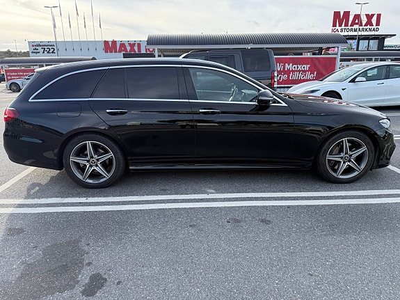 Mercedes-Benz E220 d 3 of 8