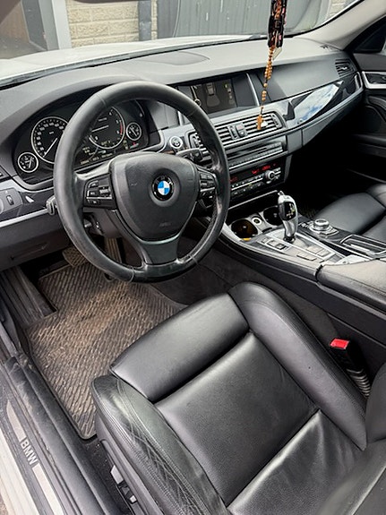 BMW 520d 2 of 8