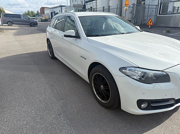 BMW 520d 5 of 8