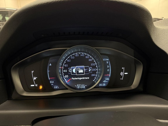 Volvo V70 15 of 23