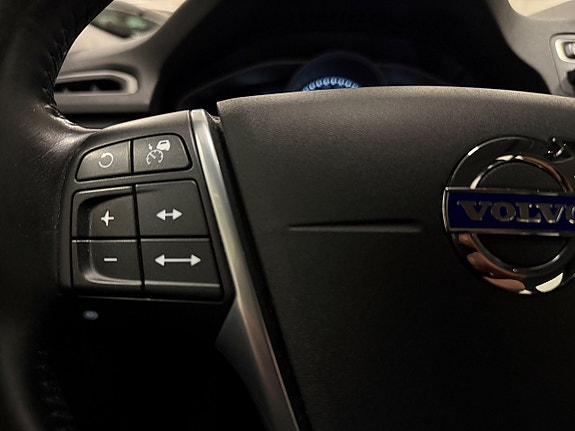 Volvo V70 13 of 23
