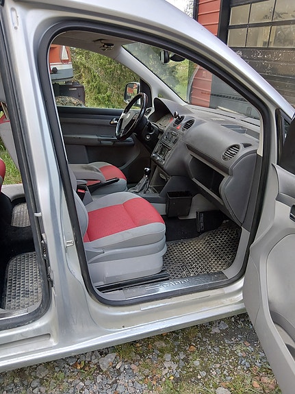 Volkswagen Caddy 5 of 7