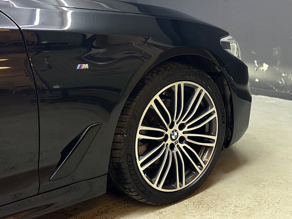 BMW 520d 11 of 30