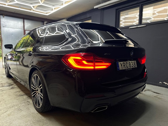 BMW 520d 4 of 30