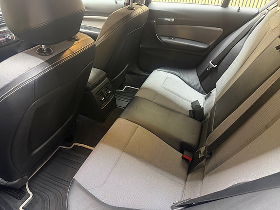 BMW 120d 8 of 16