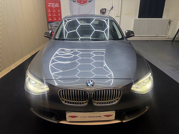 BMW 120d 6 of 16