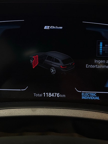 BMW 330e 6 of 6