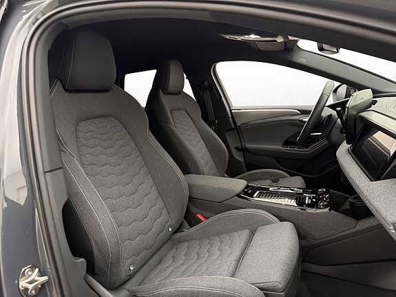Audi A6 e-tron 12 of 30