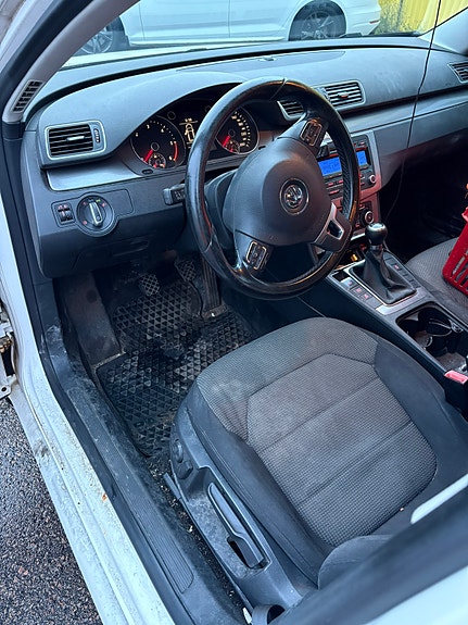 Volkswagen Passat 5 of 7